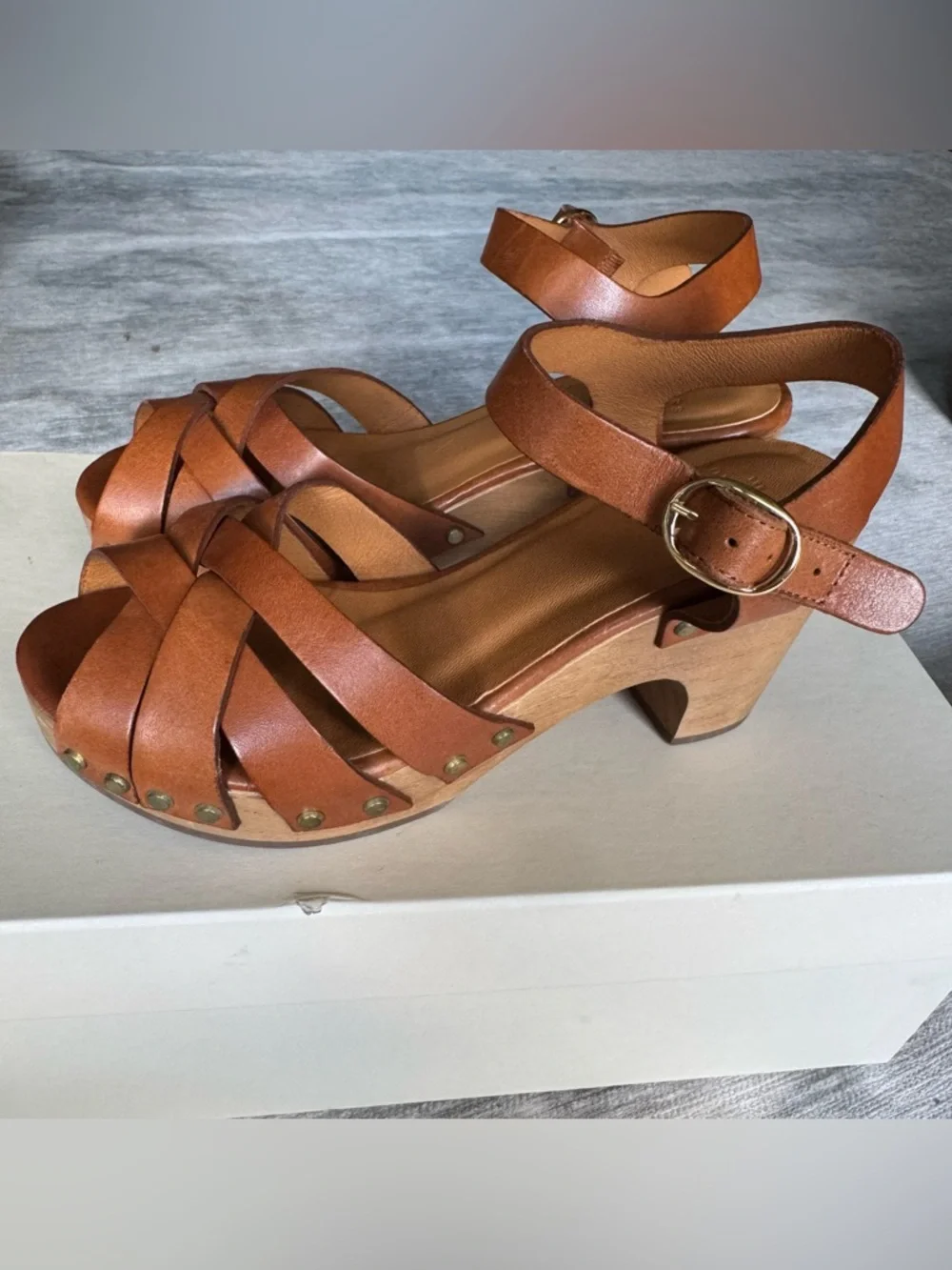 Sezane Isabelle Clogs in Smooth Camel - Picture 4 of 8